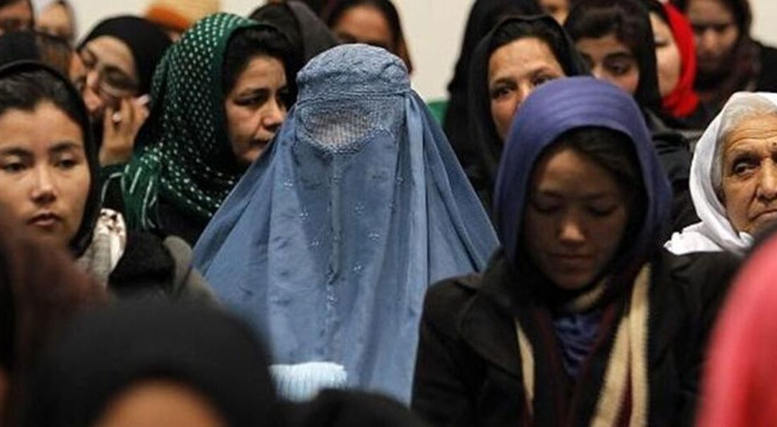 شلاق طالبان بر سر و جان دانشجویان دختری که در بدخشان برقع نداشتند