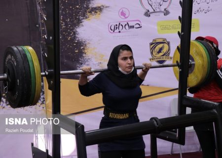 خوزستان میزبان دومین دوره مسابقات پاورلیفتینگ زنان کشور شد