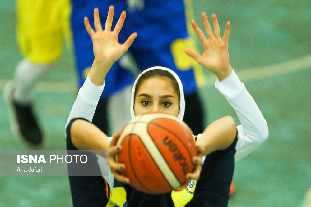 صعود چهار تیم بسکتبال زنان به  نیمه‌نهایی لیگ برتر