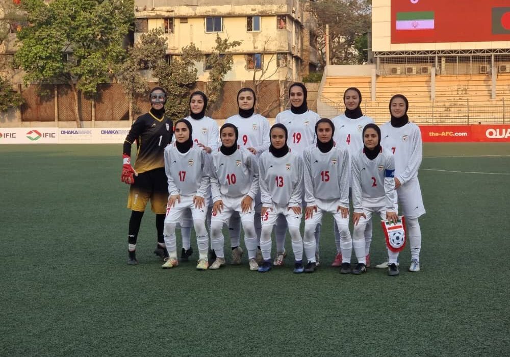 صعود دختران فوتبالیست ایران به مرحله نهایی قهرمانی آسیا