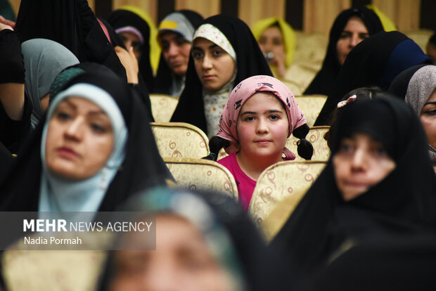 همزمان با دهه فجر؛ همایش عفاف و حجاب و نقش زنان در انقلاب در اردبیل برگزار می‌شود