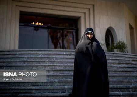 مشاوران زنان دستگاه‌ها امانتی را که سه سال پیش دریافت کردند به نفرات بعدی تحویل دهند