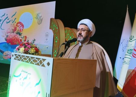 حضور زنان در جامعه منافاتی با عفت این قشر ندارد