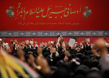 دیدار هزاران نفر از اقشار مختلف بانوان با رهبر معظم انقلاب