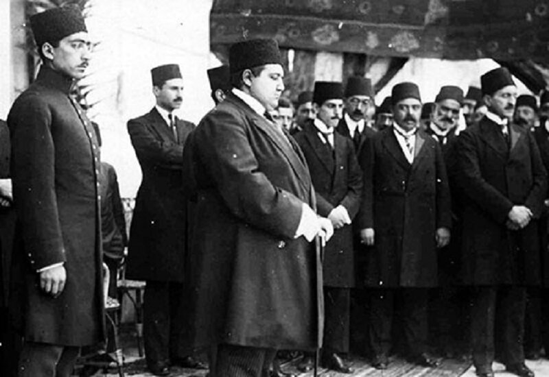 احمدشاه اصلا جواهر نمیخرید/ اطرافیان او را خسیس میدانستند