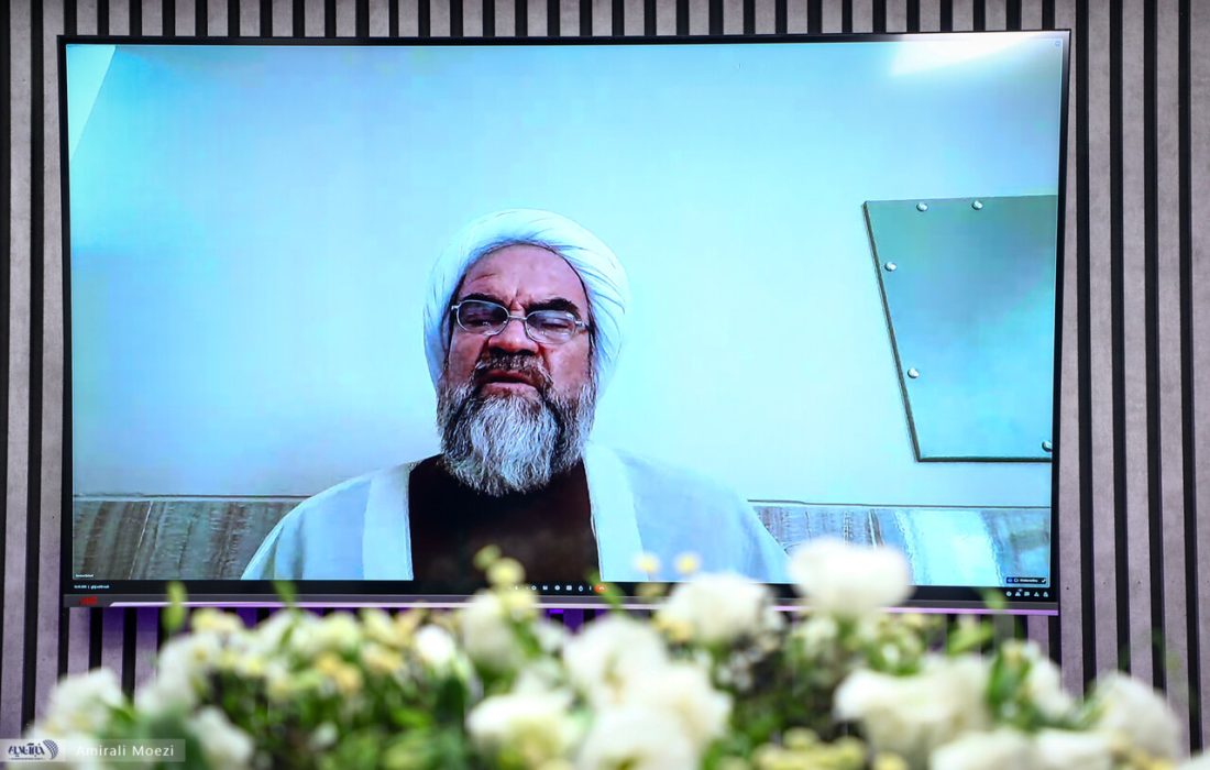 محسن غرویان: توجه مان به حجاب زیاد اما به عفت کم است / دینگریزی حاصل تفسیرهای خشن و غیرعقلانی است / به کودکان خود قدرت انتخاب و تفکر آزاد نداده ایم