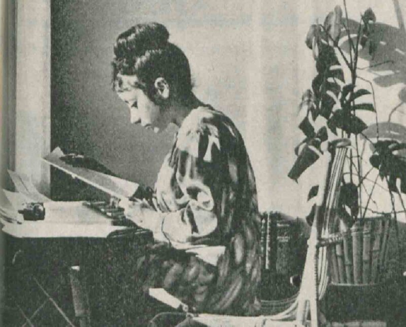 گفتوگو با زن تبهکاری که با سه رمان دنیا را تسخیر کرد