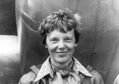 ترامپ خواستار انتشار اسناد محرمانه ناپدید شدن «آملیا ارهارت» شد