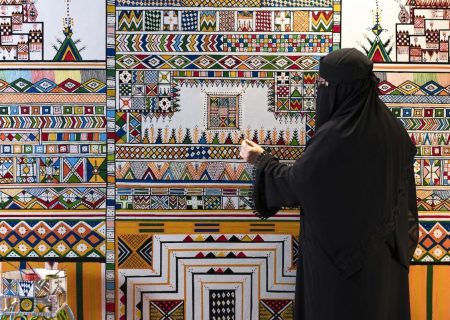 زنان، قلم و اعتراض: تحول فرهنگی در قلب عربستان/ نقش شاهزاده ها در تحولات هنری چقدر است؟