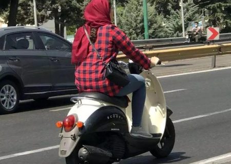 فاطمی: بالاخره خانم‌ها سوار موتور می‌شوند پس بهتر است مسئله را ساماندهی کنیم/ موتورسواری بانوان یک مطالبه باتوجه به اقتضائات جدید است