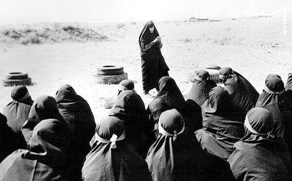 ازیادرفتههای زنانهیِ دفاع مقدس؛ از شکوه عزت و کمال غیرت تا ترجمان مقاومت