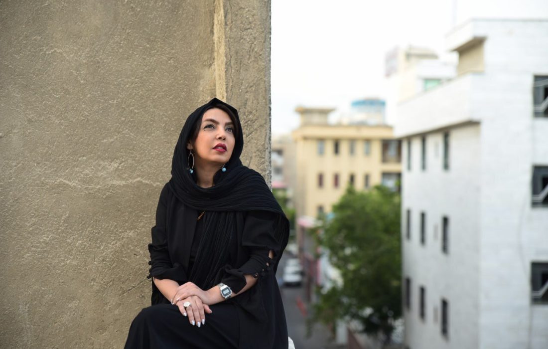 این زنان نمیخواهند تنها عنصری تزئینی باشند/ در جامعهای مردسالار، زنان رازهای بزرگتری را به دوش میکشند