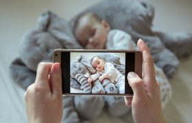 سایه سنگین مام‌فلوئنسرها بر سلامت روان مادران